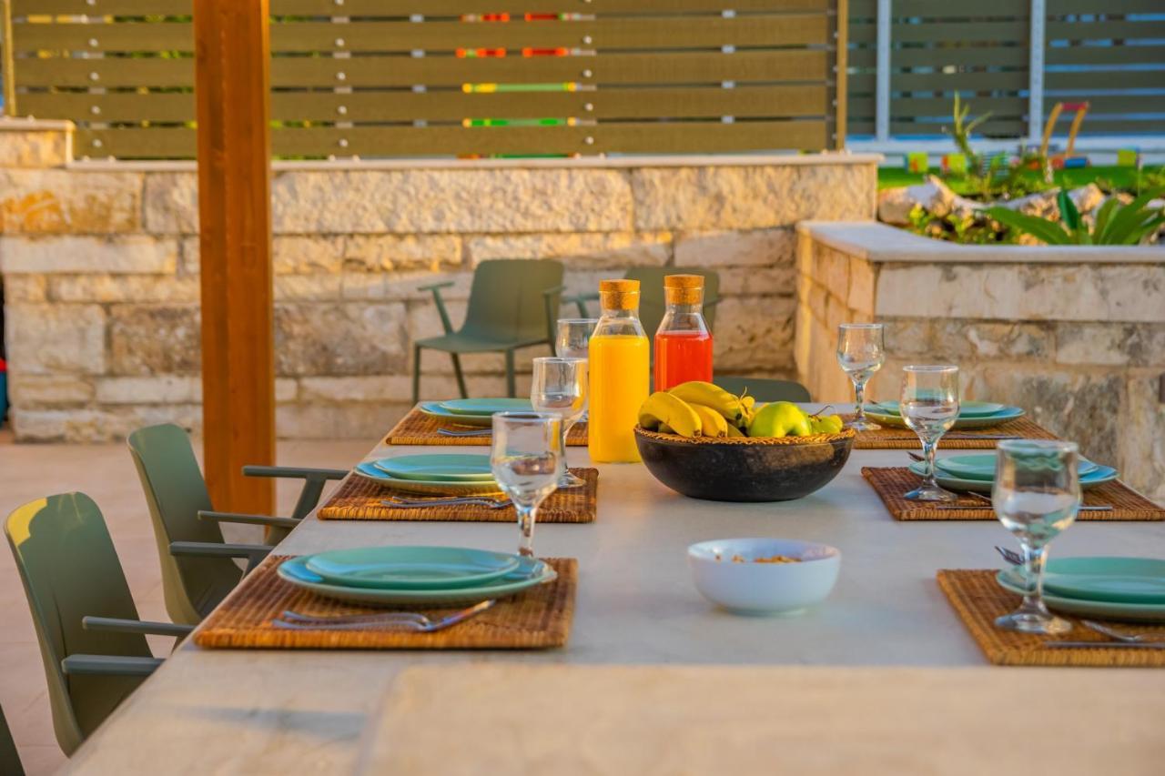 Estella Villa With Pool, Children Area, Bbq & Magnificent Views! Astérion 外观 照片